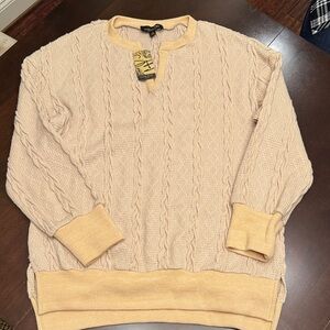 Suzanne Betro Cream Cable Knit Sweater